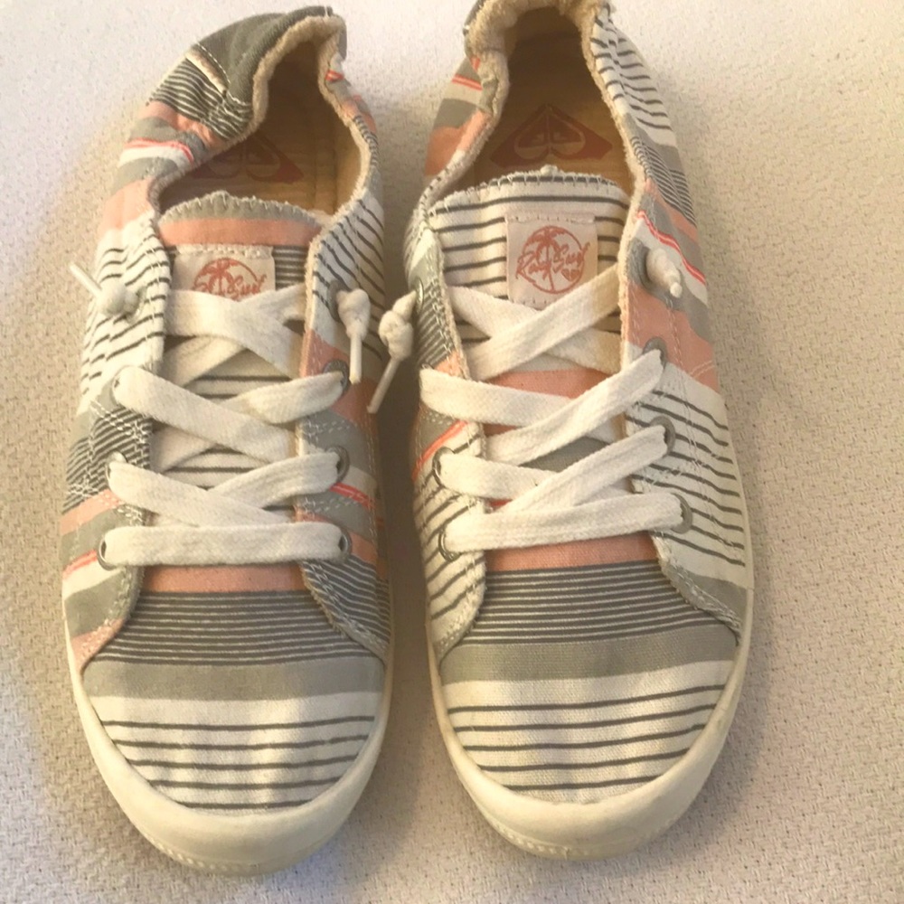 🏃‍♀️ROXY Surf Slip On/Loafer Shoes🏃‍♂️  SUPER COMFORTABLE!  Gently worn Size 8